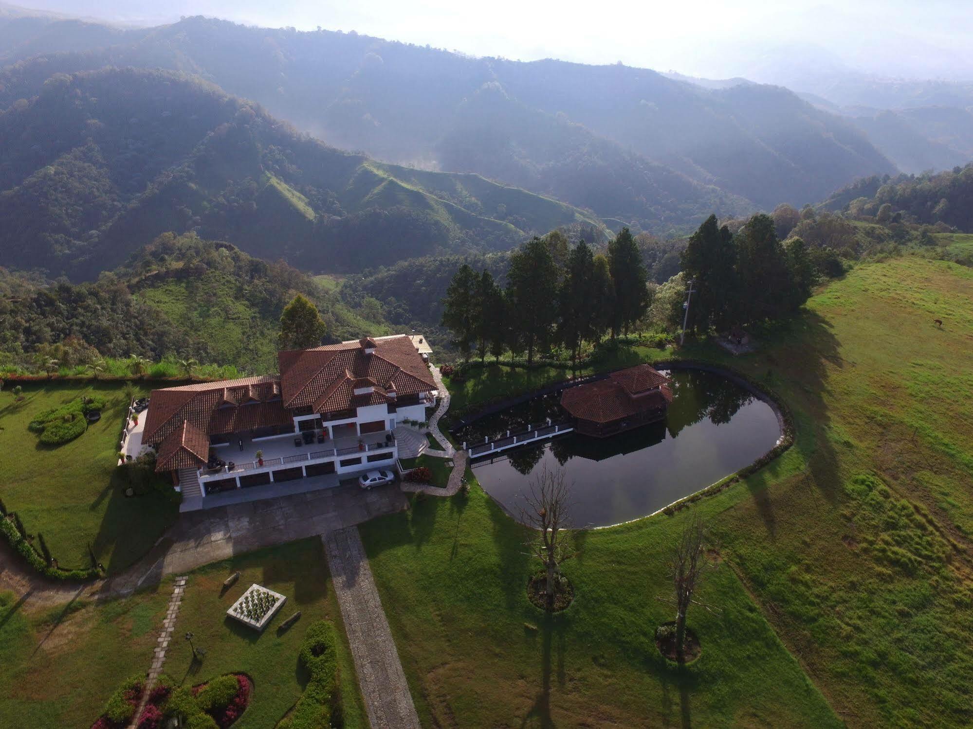 Hotel Reserva Monarca Salento Buitenkant foto